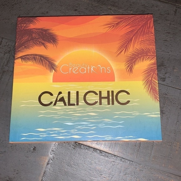 Beauty Creations Eyeshadow Palette- Cali Chic NEW in box - Picture 3 of 4